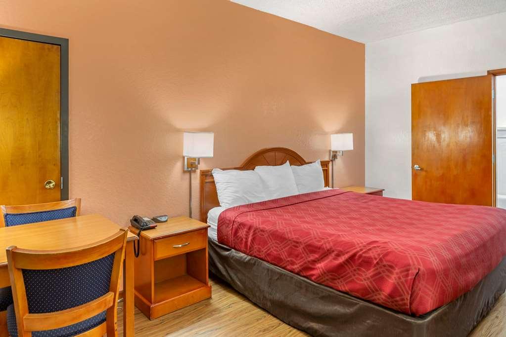 אלבני Econolodge Inn & Suites חדר תמונה