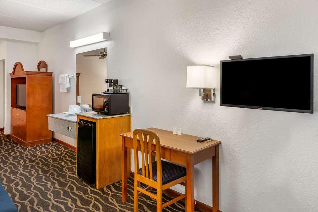 אלבני Econolodge Inn & Suites חדר תמונה