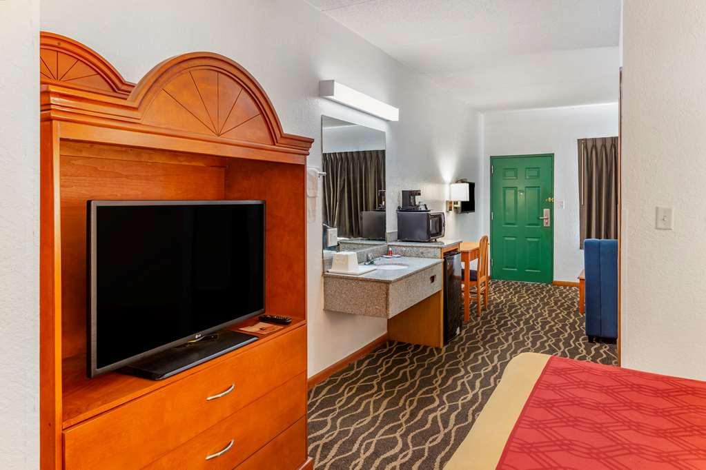 אלבני Econolodge Inn & Suites חדר תמונה