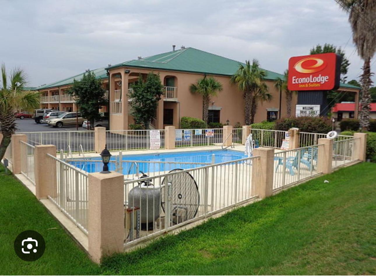 אלבני Econolodge Inn & Suites מראה חיצוני תמונה