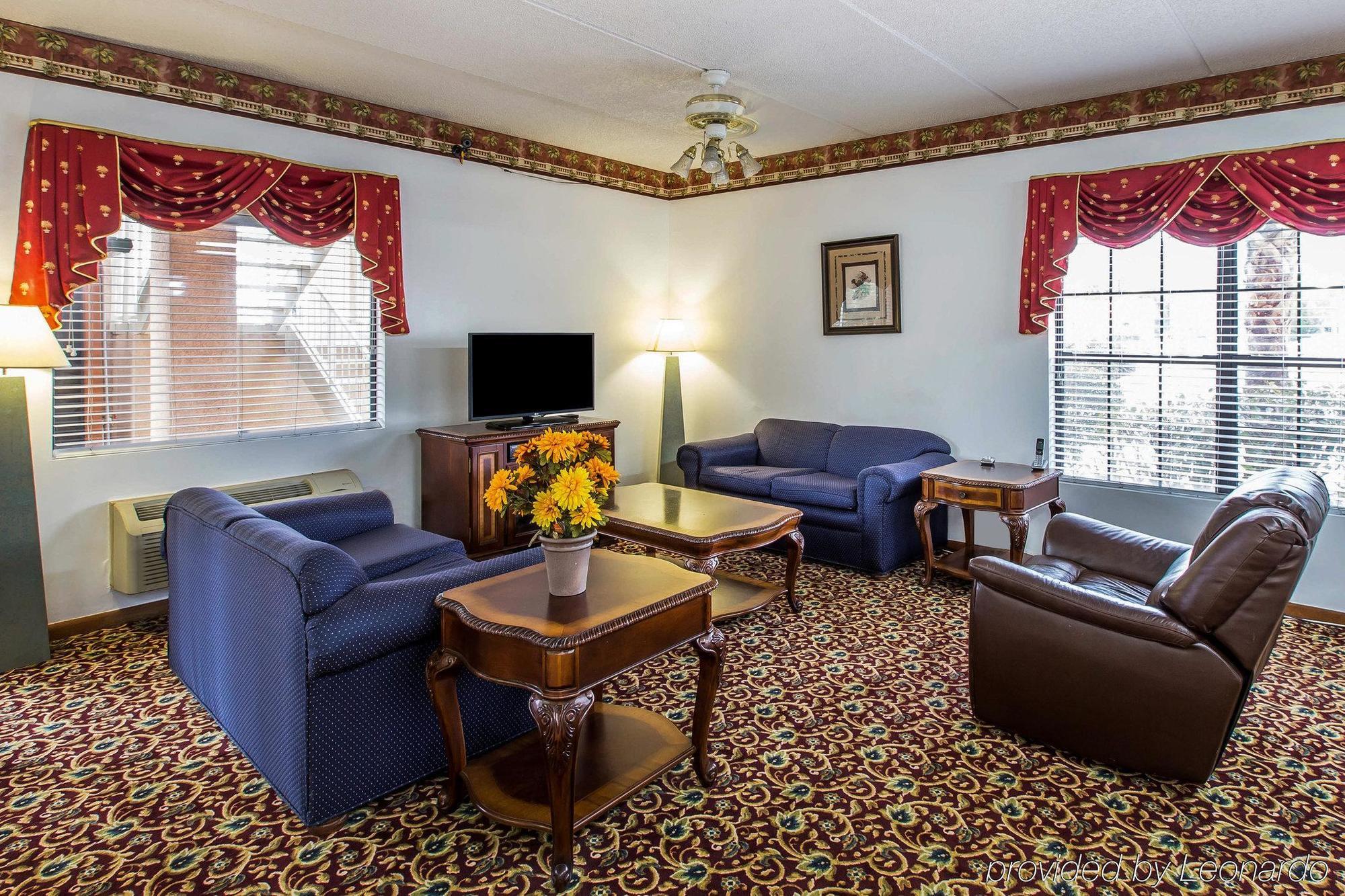 אלבני Econolodge Inn & Suites מראה חיצוני תמונה
